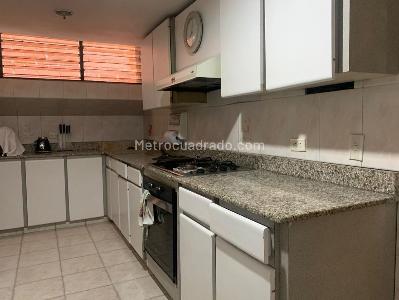 Apartamento de 3 alcobas en venta en El Poblado, Medellín, 164 m² · foto 8 de 15