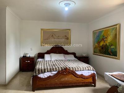 Apartamento de 3 alcobas en venta en El Poblado, Medellín, 164 m² · foto 9 de 15
