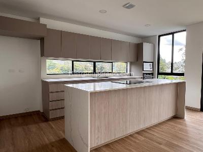 Apartamento de 2 alcobas en venta en Rionegro, Rionegro, 107 m² · foto 3 de 13