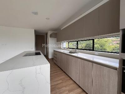 Apartamento de 2 alcobas en venta en Rionegro, Rionegro, 107 m² · foto 5 de 13