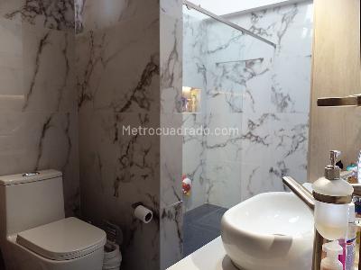 Casa de 3 alcobas en venta en El Poblado, Medellín, 250 m² · foto 16 de 20