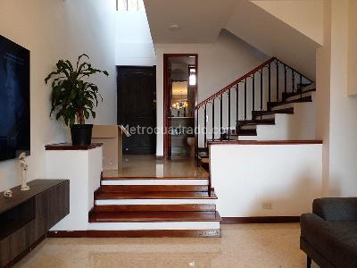 Casa de 3 alcobas en venta en El Poblado, Medellín, 250 m² · foto 2 de 20