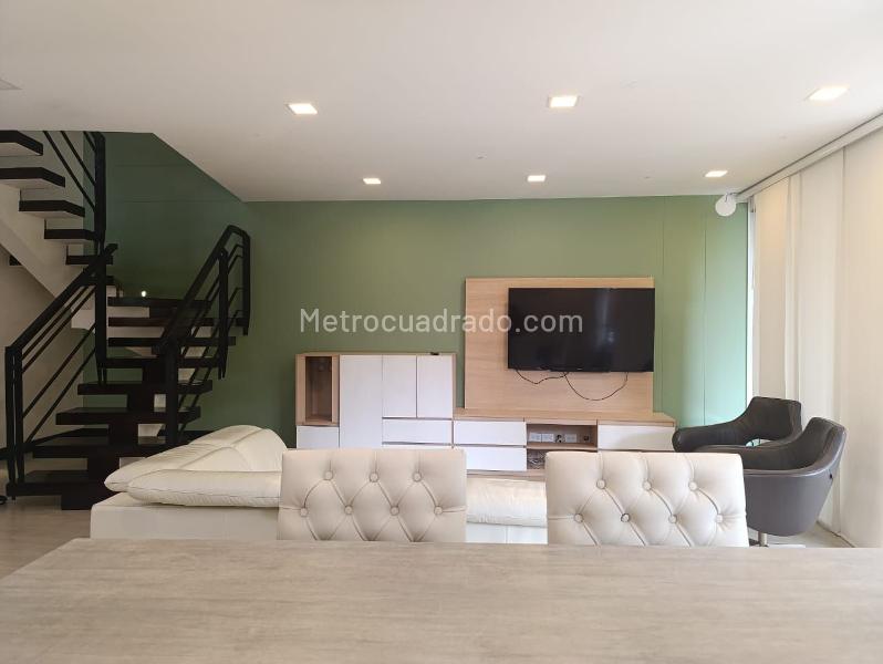 Furnished 4BR House with 5 Baths in El Poblado - 4