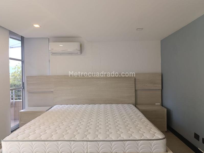 Furnished 4BR House with 5 Baths in El Poblado - 9