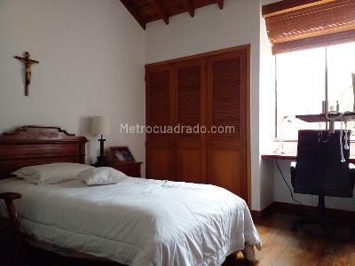 Casa de 3 alcobas en arriendo en El Poblado, Medellín, 250 m² · foto 12 de 20