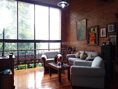 Casa de 3 alcobas en arriendo en El Poblado, Medellín, 250 m² · foto 8 de 20