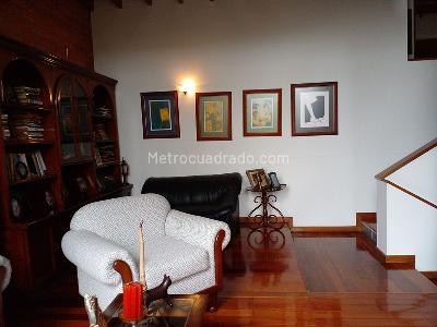 Casa de 3 alcobas en arriendo en El Poblado, Medellín, 250 m² · foto 9 de 20