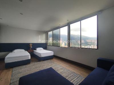 Apartamento de 2 alcobas en venta en El Poblado, Medellín, 130 m² · foto 14 de 18