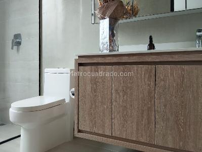 Apartamento de 2 alcobas en venta en El Poblado, Medellín, 130 m² · foto 18 de 18