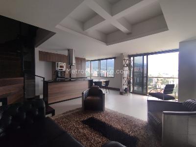 Apartamento de 2 alcobas en venta en El Poblado, Medellín, 130 m² · foto 2 de 18