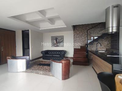 Apartamento de 2 alcobas en venta en El Poblado, Medellín, 130 m² · foto 4 de 18