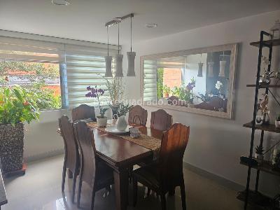 Casa de 3 alcobas en venta en Envigado, Envigado, 174 m² · foto 3 de 18