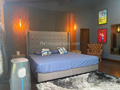 Casa de 5 alcobas en venta en El Poblado, Medellín, 600 m² · foto 10 de 18