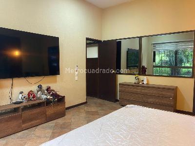 Casa de 5 alcobas en venta en El Poblado, Medellín, 600 m² · foto 9 de 18