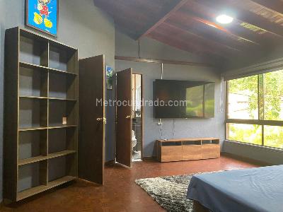 Casa de 5 alcobas en venta en El Poblado, Medellín, 600 m² · foto 14 de 18