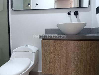 Apartamento de 3 alcobas en venta en La Florida, Medellín, 230 m² · foto 16 de 19