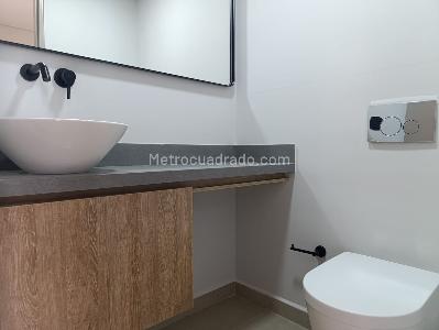 Apartamento de 3 alcobas en venta en La Florida, Medellín, 230 m² · foto 18 de 19