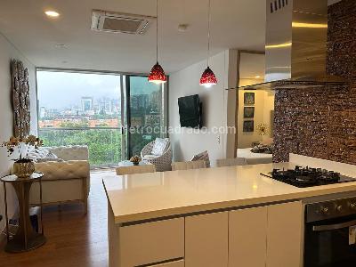 Apartamento de 2 alcobas en arriendo en El Poblado, Medellín, 79 m² · foto 3 de 10