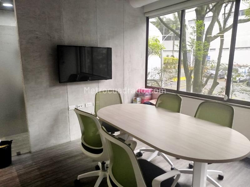 Oficina en Arriendo, EL POBLADO, Medellín - Vista 2