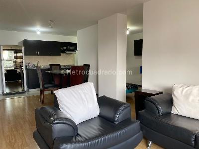 Apartamento de 3 alcobas en arriendo en El Poblado, Medellín, 87 m² · foto 4 de 20