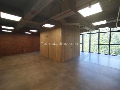 Office for rent in EL POBLADO, Medellín