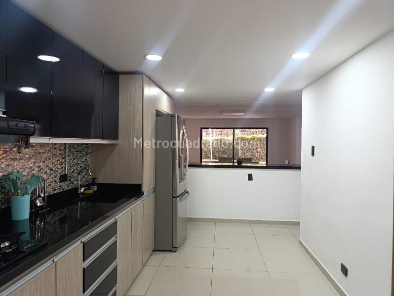 Casa – Medellín, El Tesoro, El Poblado - Más