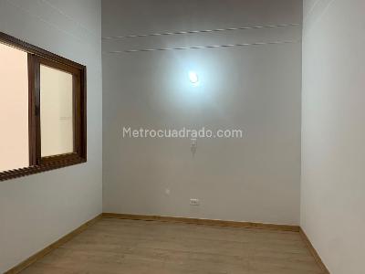 Casa de 4 alcobas en venta en El Poblado, Medellín, 270 m² · foto 11 de 16