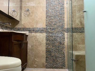 Casa de 4 alcobas en venta en El Poblado, Medellín, 270 m² · foto 13 de 16