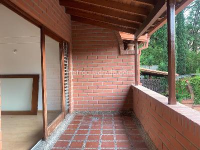 Casa de 4 alcobas en venta en El Poblado, Medellín, 270 m² · foto 15 de 16