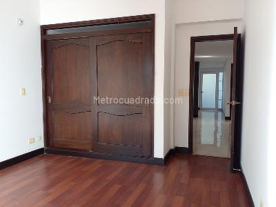 Casa de 4 alcobas en venta en Envigado, Envigado, 500 m² · foto 13 de 20