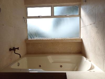 Casa de 4 alcobas en venta en Envigado, Envigado, 500 m² · foto 18 de 20