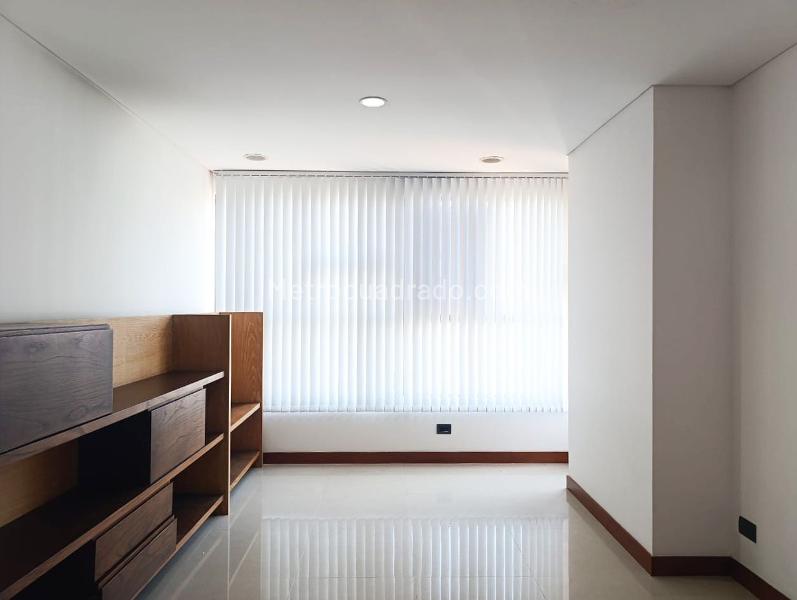 Apartamento Estiloso de 3 Alcobas en El Poblado - 8