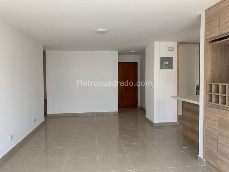 3BR Apartment for Rent in Closed Unit, El Poblado - 2