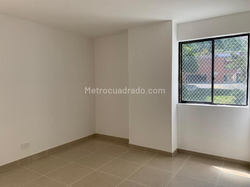 3BR Apartment for Rent in Closed Unit, El Poblado - 9