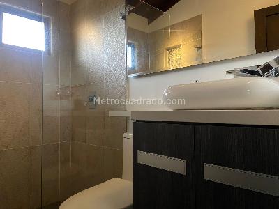 Casa de 3 alcobas en venta en Envigado, Sabaneta, 350 m² · foto 19 de 20