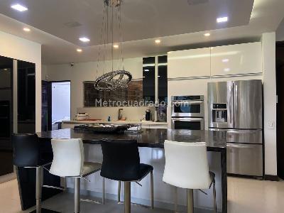 Casa de 3 alcobas en venta en Envigado, Sabaneta, 350 m² · foto 5 de 20