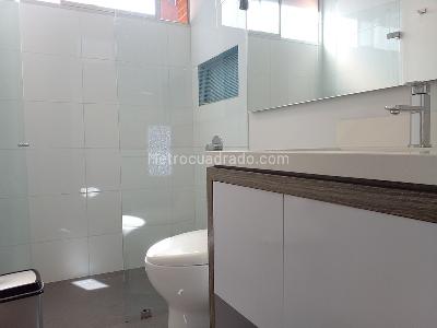 Apartamento en venta en El Poblado, Medellín · foto 17 de 20
