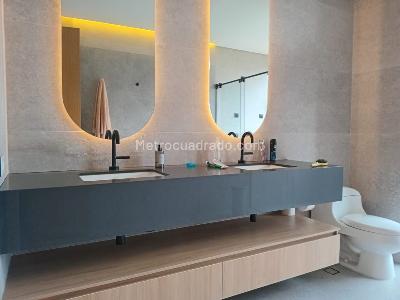 Apartamento en venta en El Poblado, Medellín · foto 16 de 18