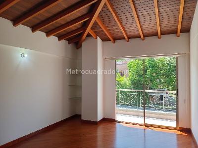 Casa de 3 alcobas en venta en Envigado, Envigado, 262 m² · foto 14 de 19