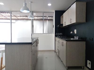Casa de 3 alcobas en venta en Envigado, Envigado, 162 m² · foto 6 de 20
