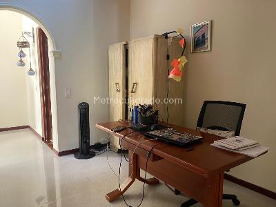 Casa de 3 alcobas en venta en Envigado, Envigado, 162 m² · foto 10 de 20