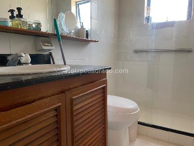 Casa de 3 alcobas en venta en Envigado, Envigado, 162 m² · foto 19 de 20