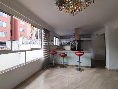 Casa de 4 alcobas en arriendo en El Poblado, Medellín, 420 m² · foto 4 de 16