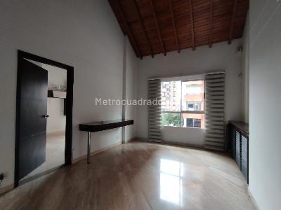 Casa de 4 alcobas en arriendo en El Poblado, Medellín, 420 m² · foto 7 de 16