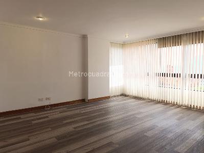 Apartamento de 3 alcobas en arriendo en Los Balsos, Medellín, 320 m² · foto 11 de 19