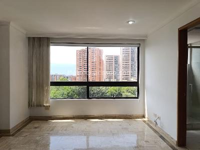 Apartamento de 3 alcobas en arriendo en Los Balsos, Medellín, 320 m² · foto 13 de 19
