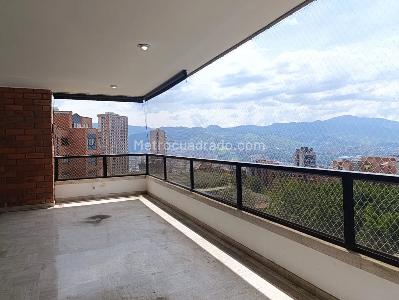 Apartamento de 3 alcobas en arriendo en Los Balsos, Medellín, 320 m² · foto 19 de 19