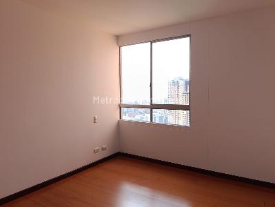 Apartamento de 3 alcobas en arriendo en El Poblado, Medellín, 140 m² · foto 11 de 18