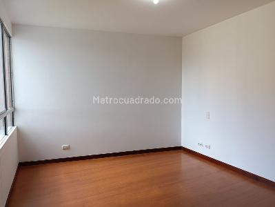 Apartamento de 3 alcobas en arriendo en El Poblado, Medellín, 140 m² · foto 12 de 18