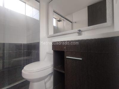 Apartamento de 3 alcobas en arriendo en Castropol, Medellín, 109 m² · foto 16 de 16